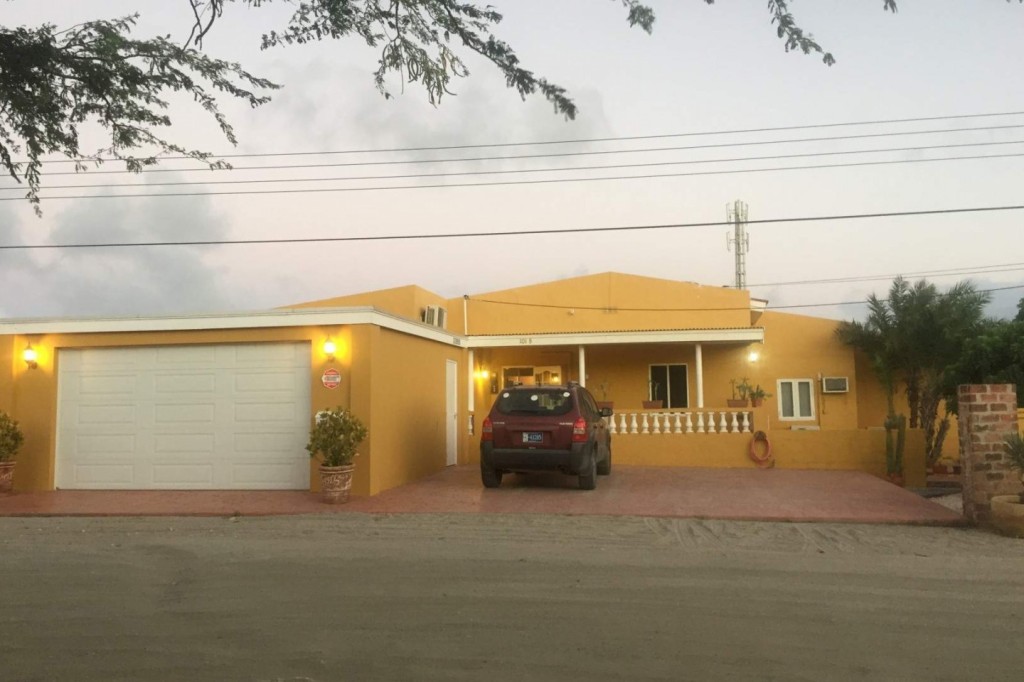 houses for rent Aruba, houses for rent in aruba